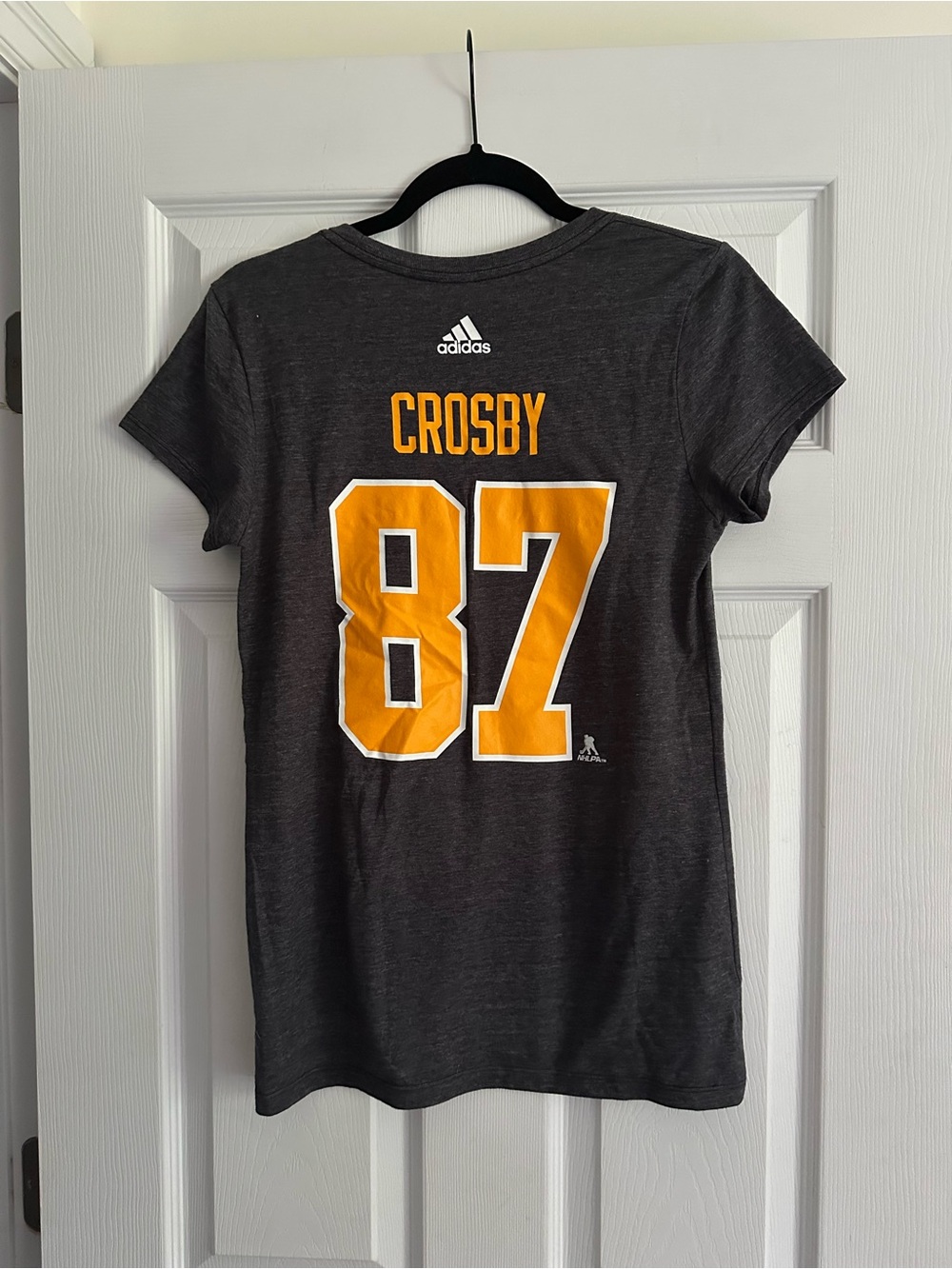 Size L Adidas Women’s Pittsburgh Penguins Sidney Crosby #87 NHL T-Shirt NWT - Picture 4 of 9
